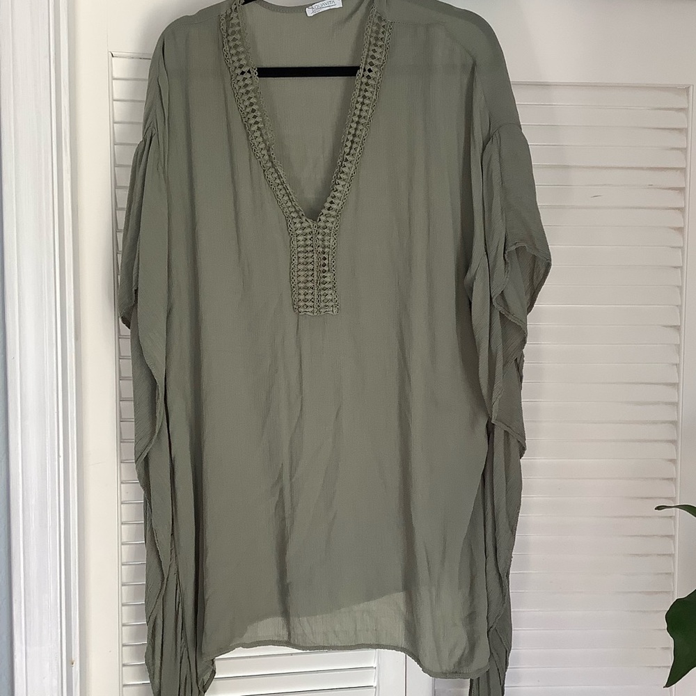 ¡!SOLD!¡ *AQUAVITA RESORT* Sage Green Beach Tunic